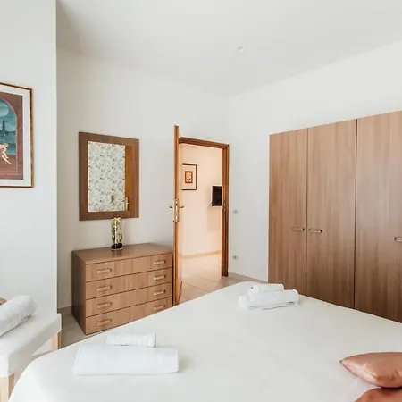 Aparthotel In Centro Residenza - & 3*